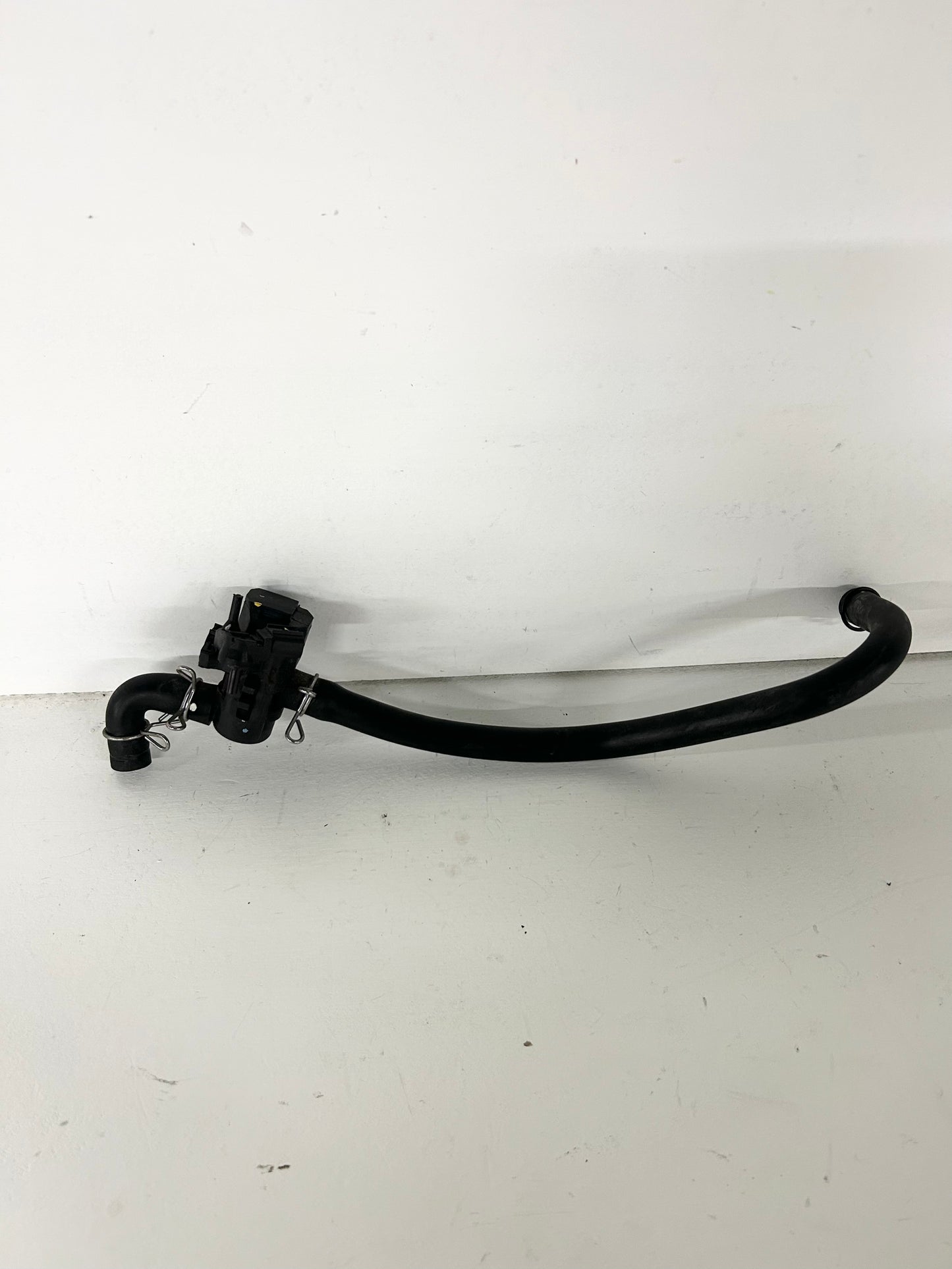 2013 2014 2015 2016 2017 Kawasaki Ninja 300 Air sensor Evap valve vacuum switch (GM ID# 001510 )