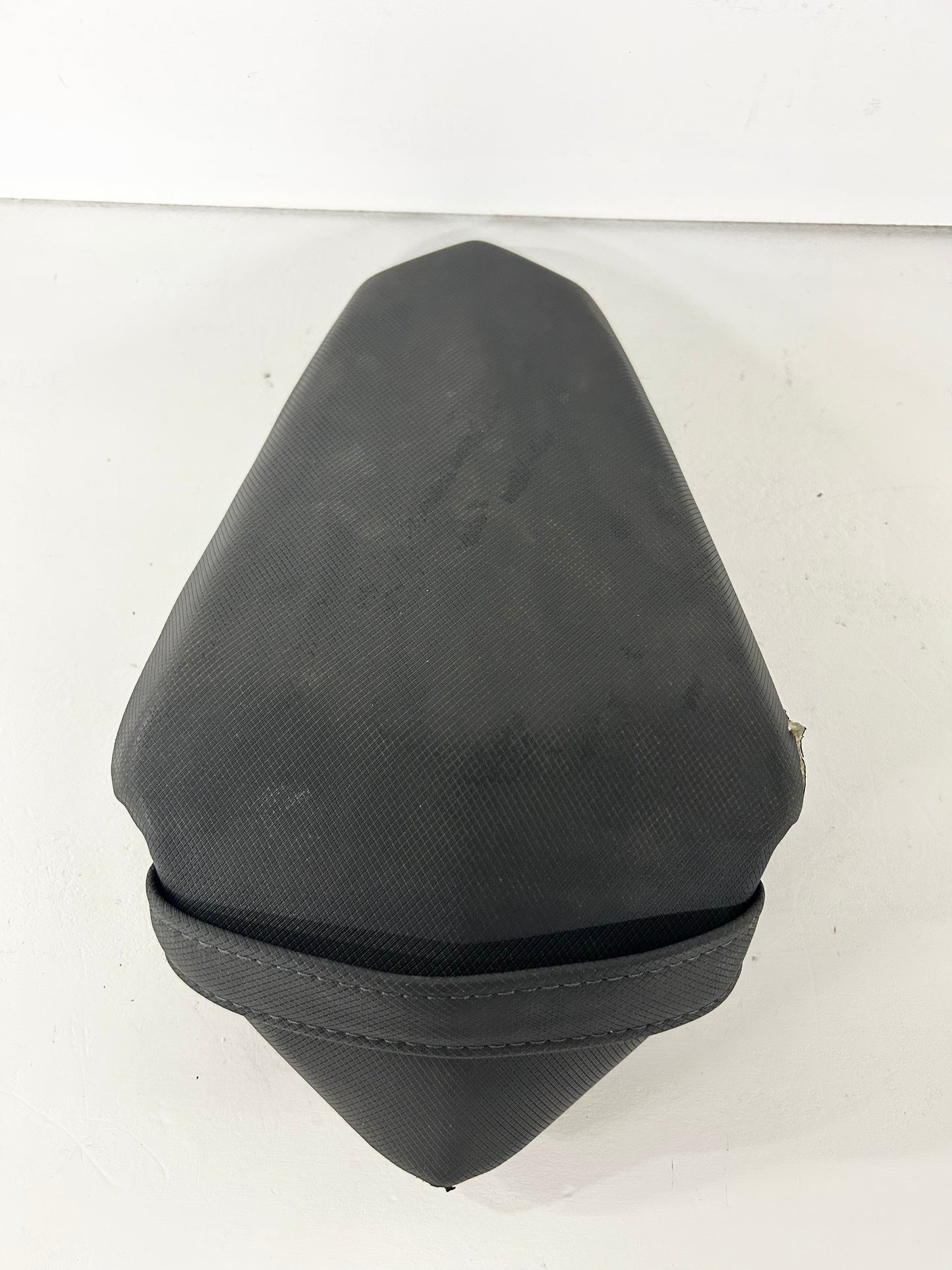 2018 2019 2020 2021 2022 2023 Kawasaki Ninja 400 z400 rear back passenger seat (GM ID# 001228 )