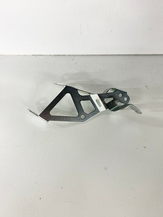 2009 2010 2011 2012 2013 2014 2015 2016 Yamaha FZ6R right headlight bracket (GM ID# 001328 )