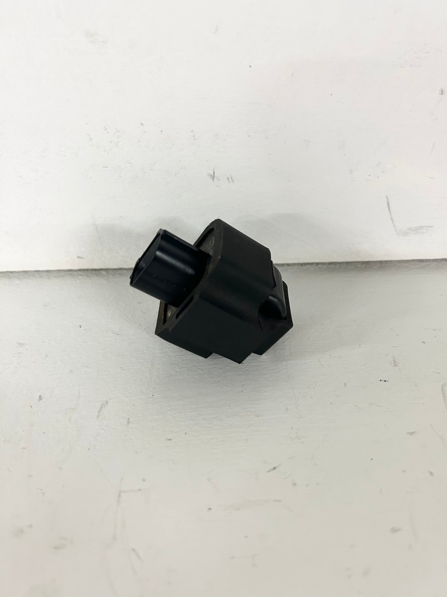2013 2014 2015 2016 2017 Kawasaki Ninja 300 vehicle down sensor switch (GM ID# 001500 )