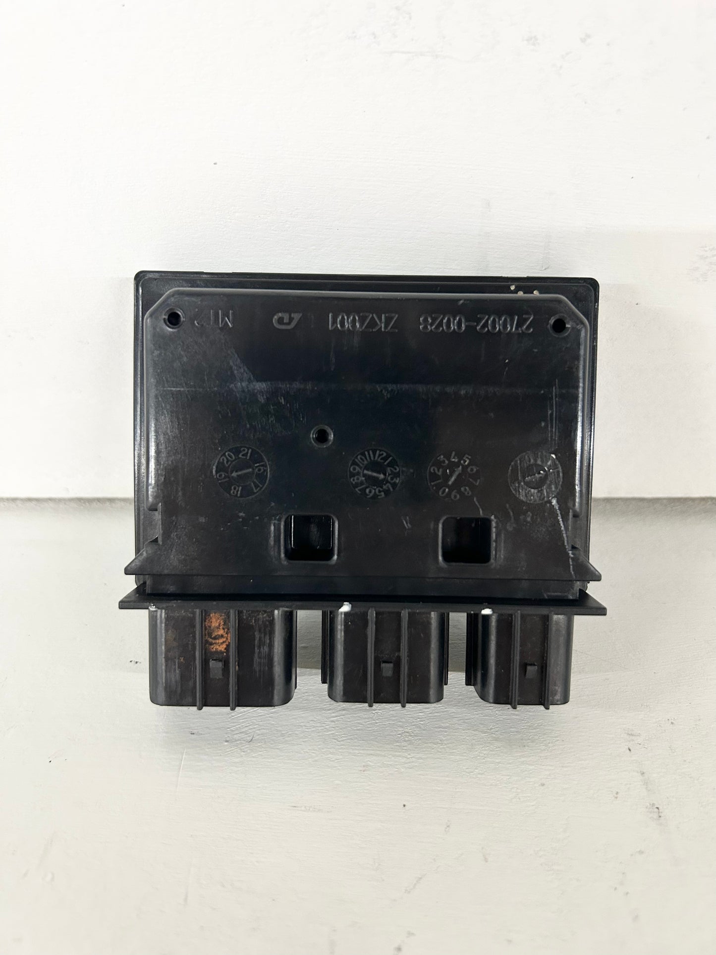 2018 2019 2020 2021 Kawasaki z400 relay junction box ( 001158 )